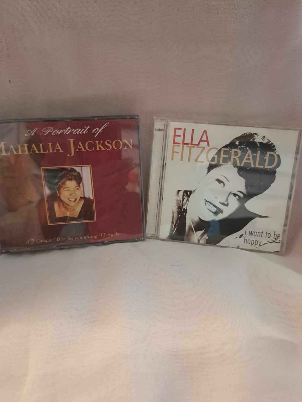 Mahalia Jackson Portrait CD Album - Maroon Cover